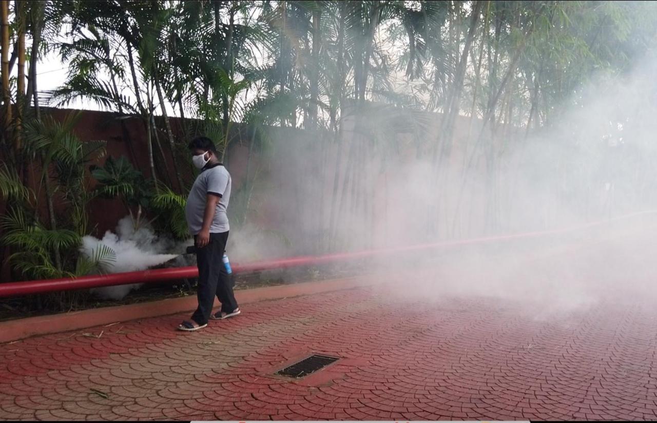 Saj Earth Resort & Convention Center , Kochi Nedumbassery Exteriör bild