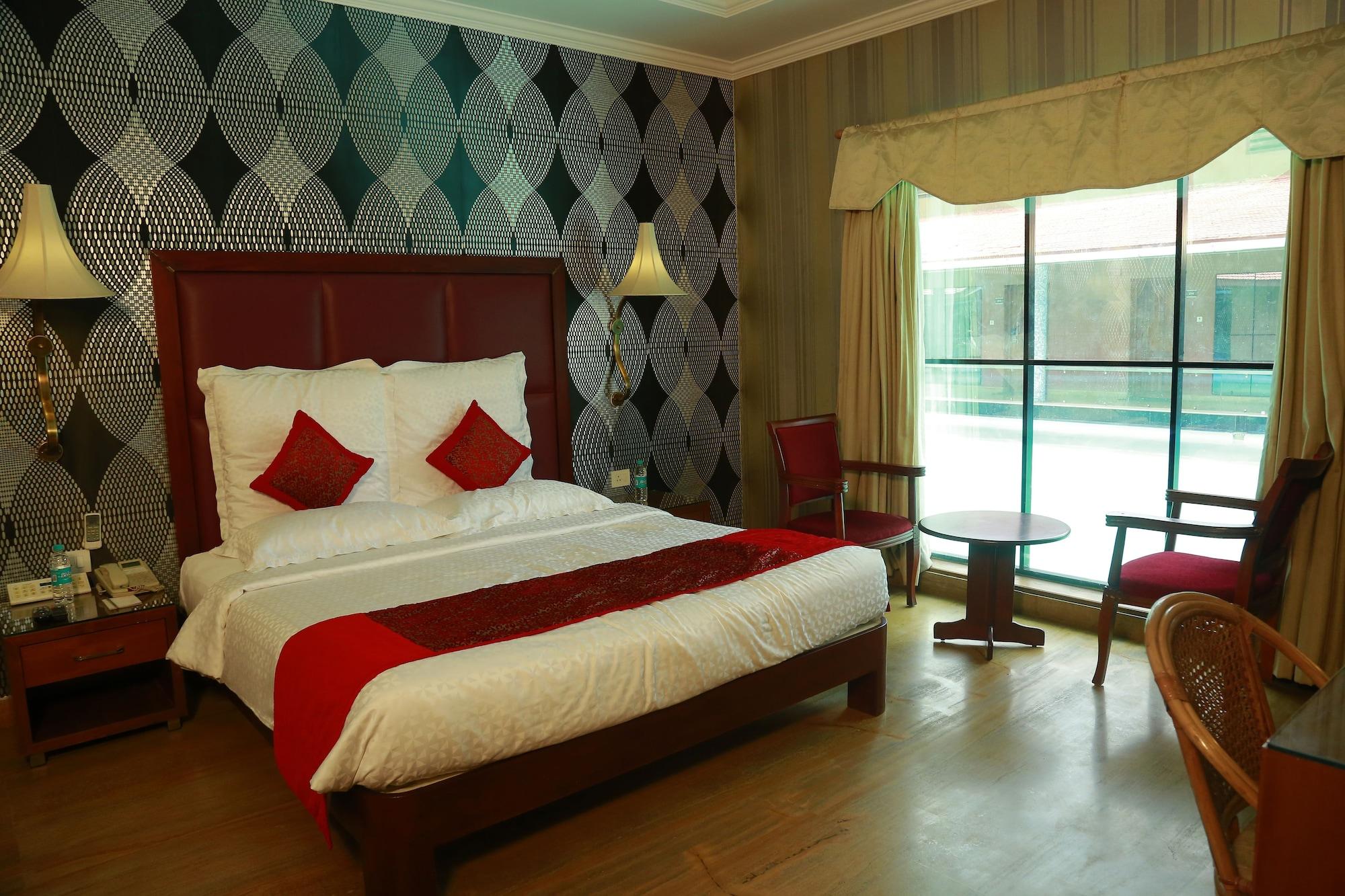 Saj Earth Resort & Convention Center , Kochi Nedumbassery Exteriör bild